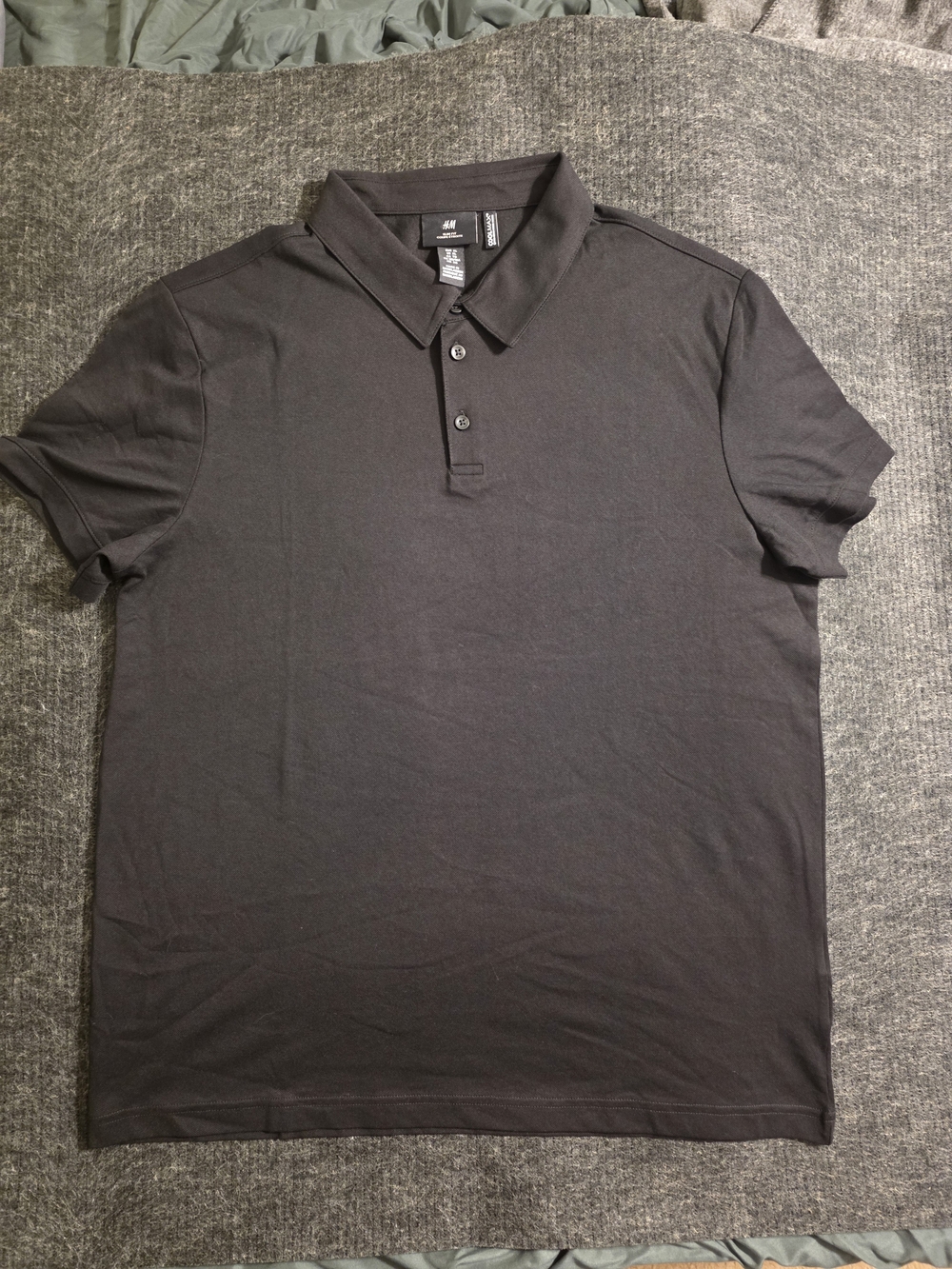 H&M Men’s Black Polo Shirt with Button Placket